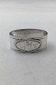 Horsens 
Silversmithy 
Silver Napkin 
Ring Floral 
motif Measures 
4.7 cm x 2.8 cm 
(1.85 inch x 
1.10 ...