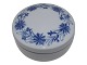 Bing & Grondahl 
round lidded 
box with blue 
decoration.
Decoration 
number 639.
This was ...
