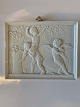 Bing and 
Grøndahl 
#bisquit plate
Has Bertel 
Thorvaldsen 
scored:
Cupid with 
swan and ...