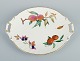 Royal Worcester 
Fine Porcelain, 
handled cake 
plate with 
motifs of 
apples and 
berries.
1974.
In ...