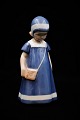 Bing & Grøndahl 
porcelæns figur 
af lille pige 
med taske 
"Else".
Dekorationsnummer: 
1574. ...