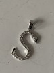 Pendant with 
zircons in 
Silver
Stamped 925s
Length approx. 
3.0 cm
Wide approx. 
1.2 cm
Nice ...