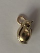 Penguin Pendant 
#14 carat Gold
Stamped 585
Height 15.86 
mm
Width 10.99 mm
Nice and well 
...