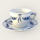 Bing & 
Grondahl, 
Empire, Coffee 
cup #102 #305 
#B&G, 7.5cm in 
diameter, 6.5cm 
high, 1. 2. & 
3. ...