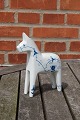 White Dalahest 
with Blue 
Fluted blue 
decoration from 
Denmark.
It is in good, 
used condition.
H ...