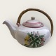 Hedebo 
ceramics, 
Teapot with 
bass tank, 25cm 
wide *With 
traces of use 
and small 
dents*