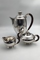 Heimbürger 
Sterling Silver 
Coffee Set (3)
Coffee Pot 
Measures H 23.5 
cm (9.25 inch) 
Weight 754 ...