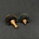 Length 13-16 
cm.
A pair of teak 
clothes brushes 
shaped like 
hedgehogs from 
the 1960s.
One is ...