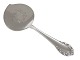 Georg Jensen 
Lile of the 
Valley silver, 
flower 
decorated cake 
spade all in 
silver.
This is ...