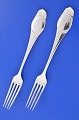 Danish silver 
with toweres 
marks 830 
silver. 
Flatware 
Medaillon. 
Dinner fork 
length 21 cm. 8 
1/4 ...