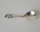 Marmalade spoon 
in silver 
decorated with 
angel wings 
from 1949 
Stamped the 
three towers 
1949 - ...