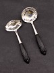 Gravy spoons 
19-21 cm.  
silver and horn 
subject no. 
569135