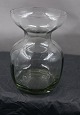 Nice and well 
maintained 
chubby hyacinth 
vase or glass 
in smoky glass.
H 12.5cm - 
8.5cm
Stock. 1