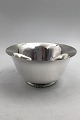 Hingelberg 
Sterling Silver 
Bowl (1934) 
Measures H 5.3 
cm (2.08 inch) 
Diam 11.2 cm 
(4.40 inch) ...