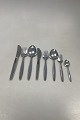 Georg Jensen 
Sterling Silver 
Cypres Set of 
96 pieces for 
12 pers. 
12 x Dinner 
Knifes ...