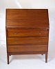 This chatol 
with three 
drawers is 
furniture 
craftsmanship 
from the 1920s. 
Crafted in 
light ...