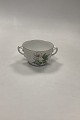 Bing og 
Grøndahl Art 
Nouveau Anemone 
Sukker bowl 
with no lid
Measures 13cm 
/ 5.12 inch