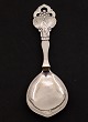 Hand-forged 
silver art 
nouveau large 
serving spoon 
24 cm. Item No. 
576984