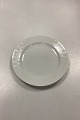 Royal 
Copenhagen 
Salto White 
dinnerware 
Small Dinner 
Plate. Measures 
23 cm / 9.05 
in.