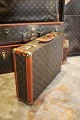 Old Louis 
Vuitton vintage 
briefcase 
"President" in 
brown 
monogrammed 
canvas with 
leather edges 
...