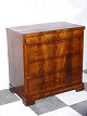 Mahogny chest 
of drawer with 
4 drawer. Year 
1840. Height 82 
 cms. Width 82 
cms. Depth 45 
cm.