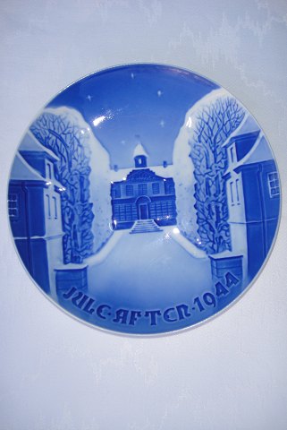 Bing & Grondahl Christmas plate 1944