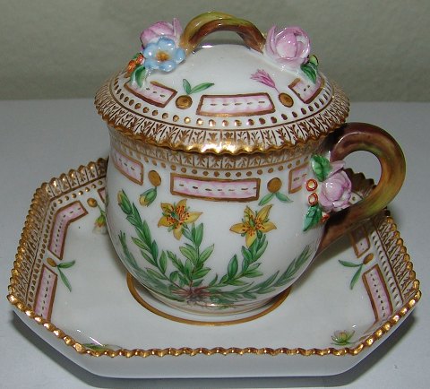 Danam Antik * Royal Copenhagen Flora Danica Cream Cup No 3514