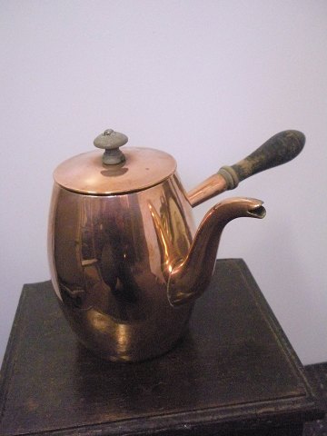 Dansk kobber kaffekande med stjert stemplet år 
1792