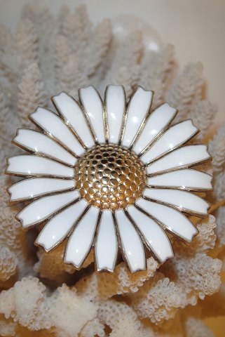 A Michelsen  Marguerit broche, Solgt