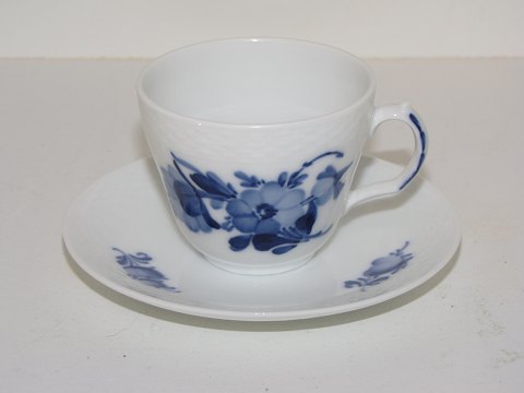 Blue Flower Braided
Small demitasse cup #8046