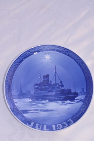 Royal Copenhagen Christmas plate 1933