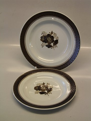 Brown Aluminia Faience Tranquebar Luncheon plate 946 and 1399
