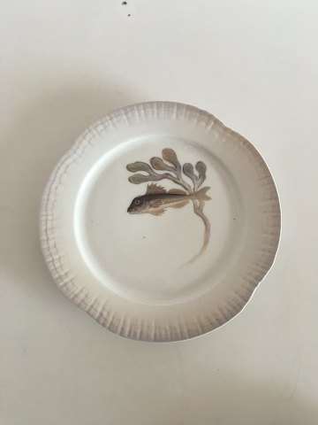 Royal Copenhagen Midsummernightsdream Fish Plate No 1200/9520