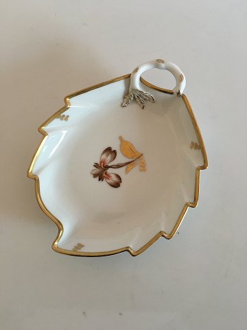 Royal Copenhagen Brown Iris Leaf Shaped Assiette No 9209