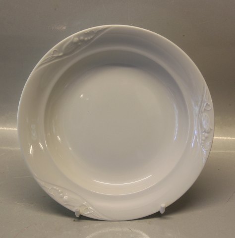605 Soup rim plate 22 cm White  Magnolia Royal Copenhagen