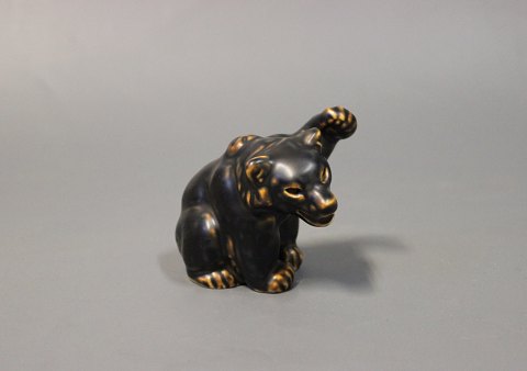 Royal Copenhagen porcelain figure bear no.: 21433.
5000m2 showroom.
Great condition
