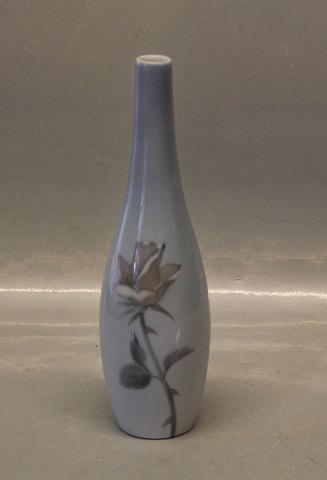 1294-36 Lyngby Vase White Rose 21.5 cm