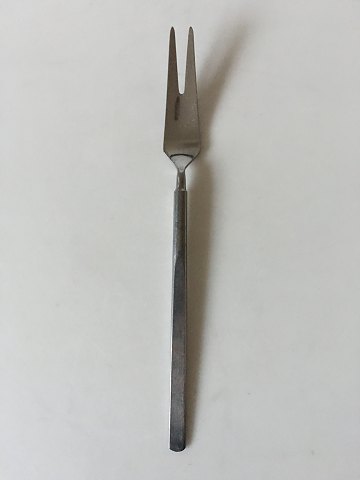 click to zoom