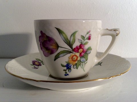 Bing & Grondahl
Sächsische Blume
Kaffeetasse
# 102
* 50 DKK