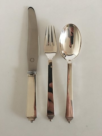 Georg Jensen Sterling Silver Pyramid Flatware Set for 6 People. with Vintage GJ 
marks 1932-1944