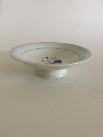 Bing & Grøndahl Demeter / Blue Cornflower Footed Cake Dish No 428