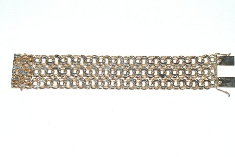click to zoom