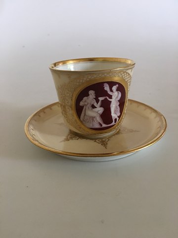 Royal Copenhagen Early Cup and saucer with Thorvaldsen Motif from 1860-1880
