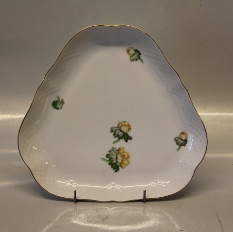 B&G Eranthis porcelain 040 Triangular dish 25 cm (354)
