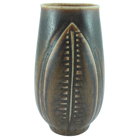 Royal Copenhagen, Gerd Bøgelund; A stoneware vase