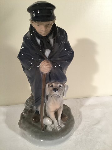 Royal Copenhagen
Shepherd boy with dog
# 782
* 800 DKK