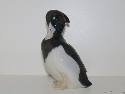 Royal Copenhagen bird figurine
Standing duck