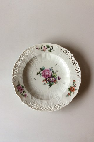 Royal Copenhagen Saxon Flower Dinner-/Fruit Plate Premium model with pierced 
border