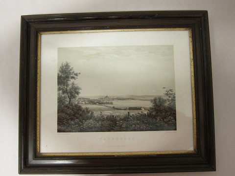 Print 
Motiv from Haderslev, Denmark
EM. Bærentzen Lith., Denmark
Comes in an old frame
L: 43cm, W: 36cm