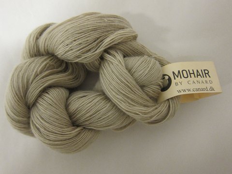 Kidmohair - 1-ply
Kidmohair is a natural product of a very high quality from the angora goat from 
South Africa
The colour shown is: Sand, Colourno 1105
1 ball of wool containing 50 grams